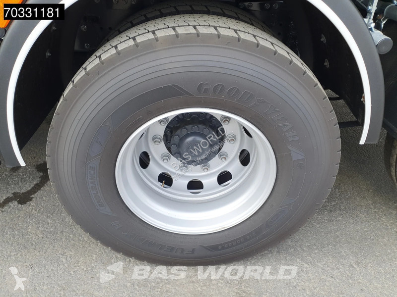 شاحنة Iveco XWay 530 6X2 NEW! Hiab FTR18...