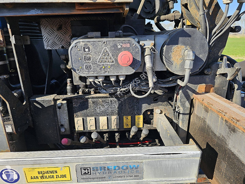 شاحنة DAF 85380 8X2 HIAB 195 E3