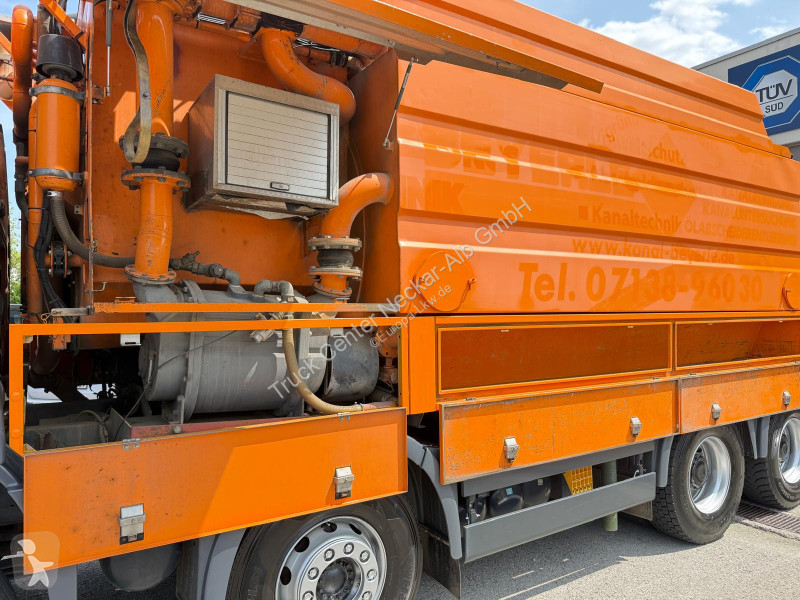 Camion MAN TGA HD Saug+Spülwagen Fernbedienung TÜV