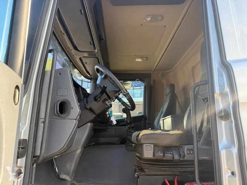 شاحنة Scania G440 8X2 EURO 5 + FASSI F5602.25 +...