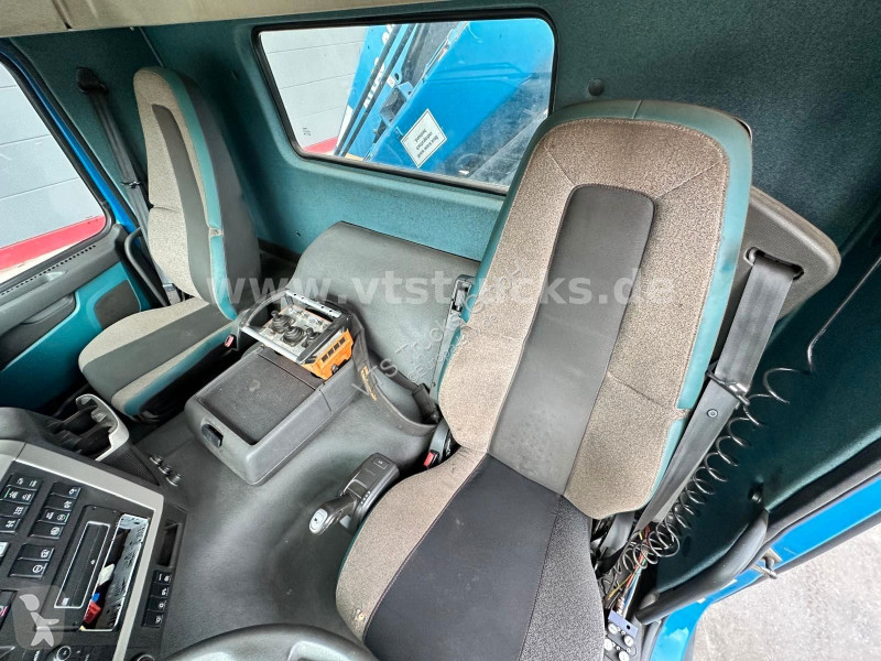شاحنة Volvo 8x4 BL Tridem VDL & ATLAS...