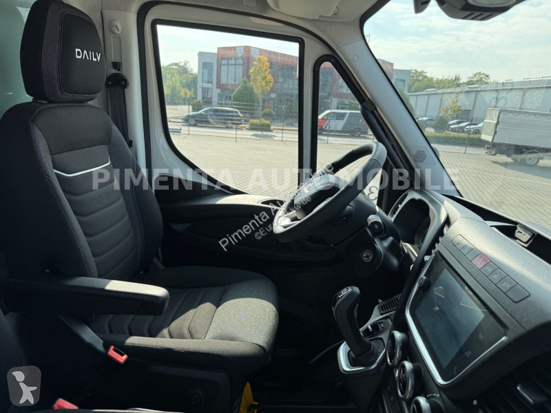 Furgoneta Iveco 70C18A8 SCHIEBEPLANE LBW 1500kg...