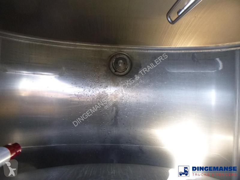 شاحنة Renault 270 4x2 fuel tank 13.7 m3 / 4 comp
