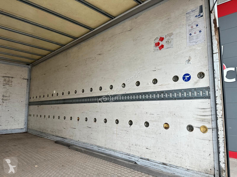 شاحنة Mercedes 818 4x2 BB Spier Koffer &...