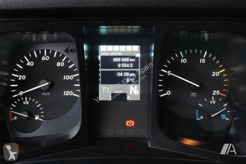 شاحنة Mercedes