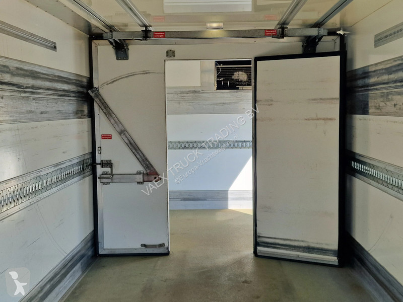 Camión Volvo 330 4x2 - Frigoblock frigo - Zepro...