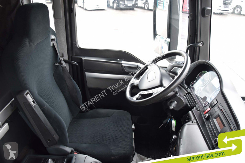 Camión MAN TGS 4 Kam. Tankaufbau 21.580l...