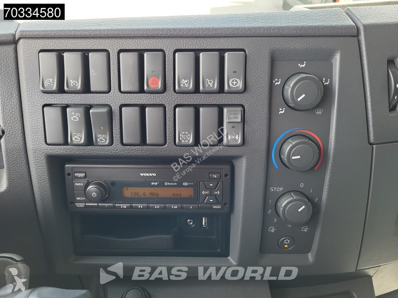 Camion Volvo 250 4X2 12tonner 1500kg...