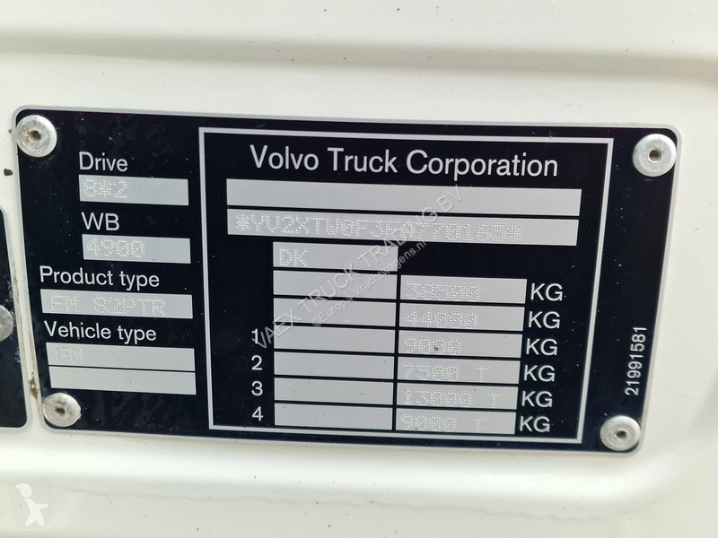 Vrachtwagen Volvo FM 420 8x2*6 - HMF 2120 K4...