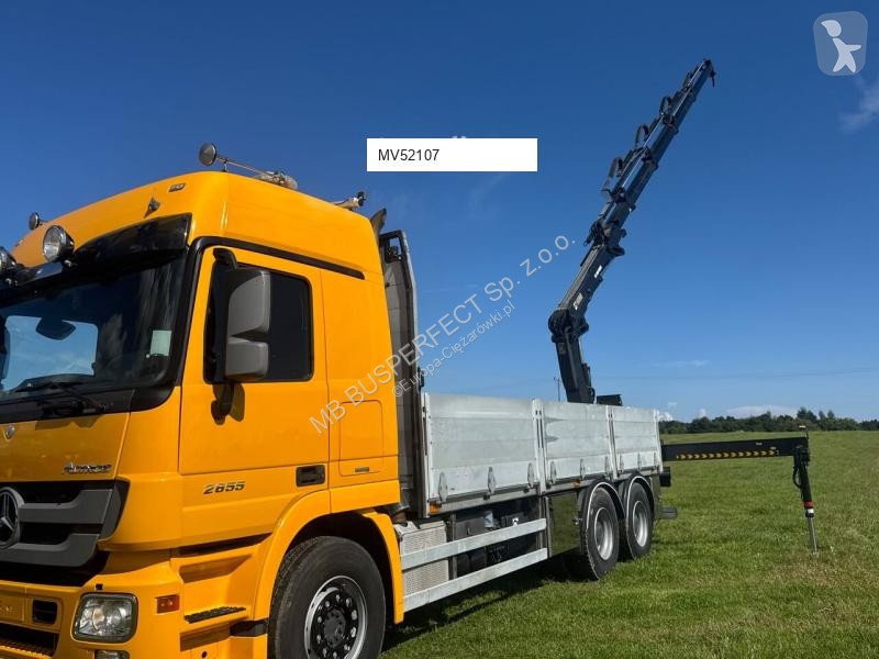 Vrachtwagen Mercedes 166XS