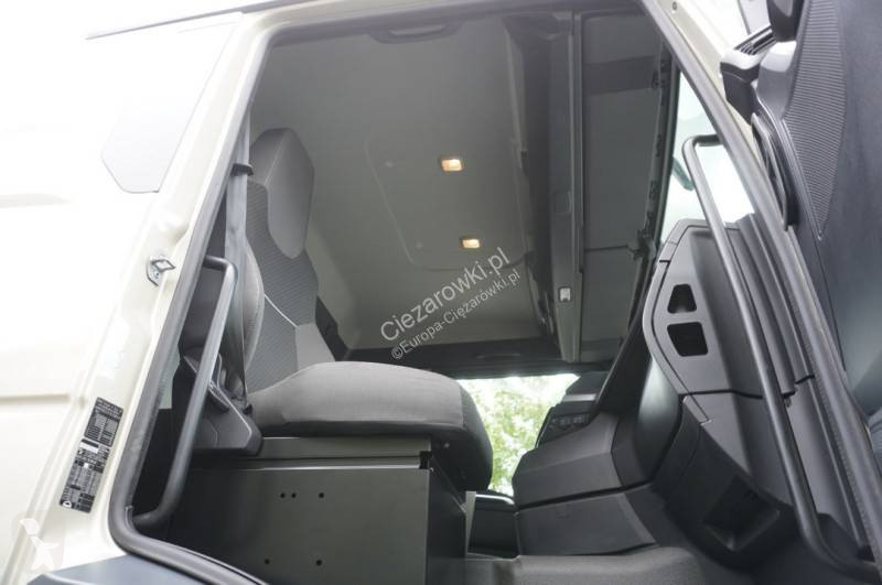 Camion MAN 33.480