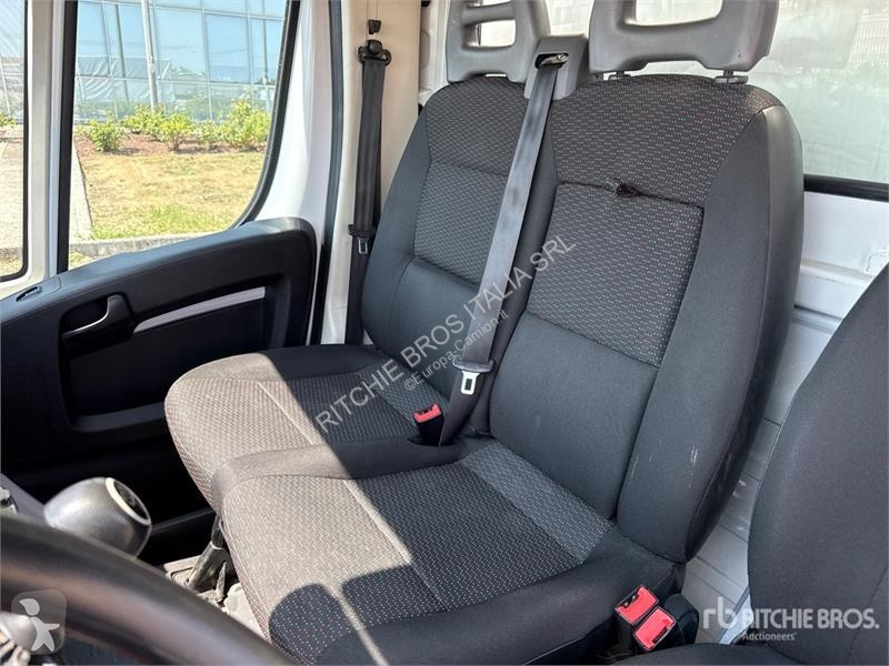 Camión Opel 2.2 103 KW PR PL L4 Curtain Side Truck