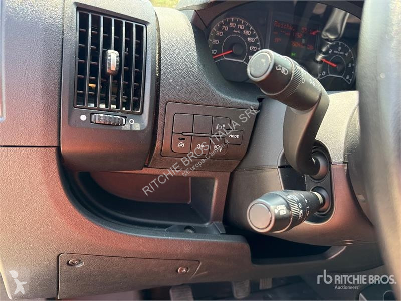 Camión Opel 2.2 103 KW KA L4H2 Van Truck