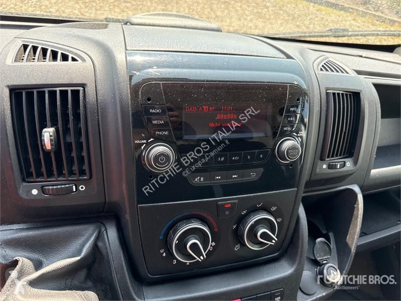 Camión Opel 2.2 103 KW KA L4H2 Van Truck