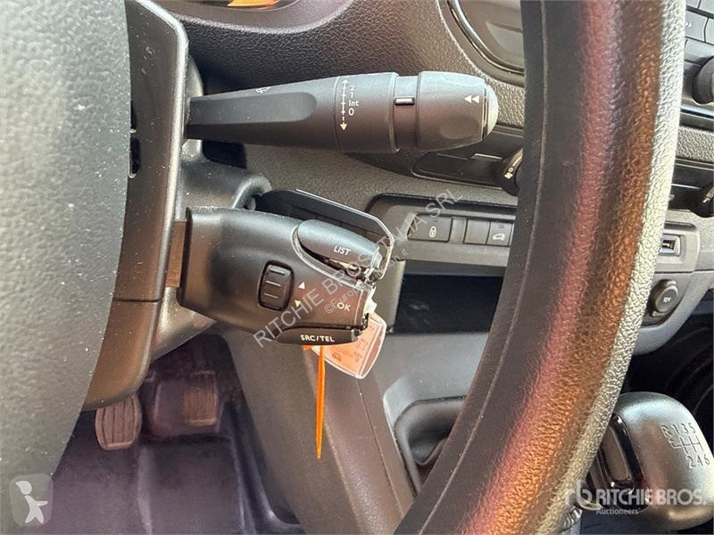 Camión Opel Vivaro 1.5 75 KW KA L2H1 Selection