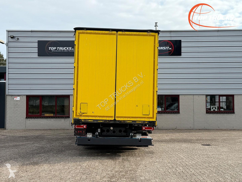 Camión Mercedes 2543 6x2 Retarder - Curtainside...