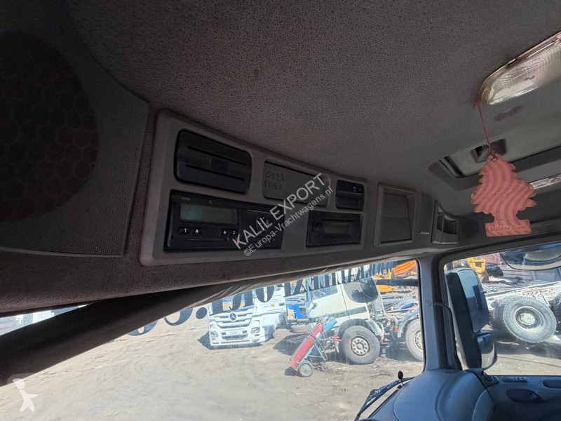 Camión Mercedes 2641 Multilift - 6x4 - V6 -...