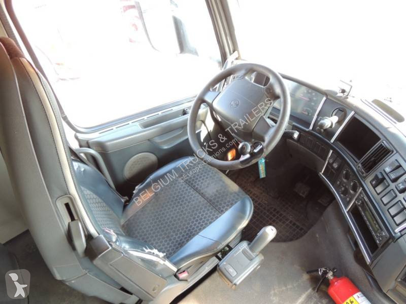 Camión Volvo 420
