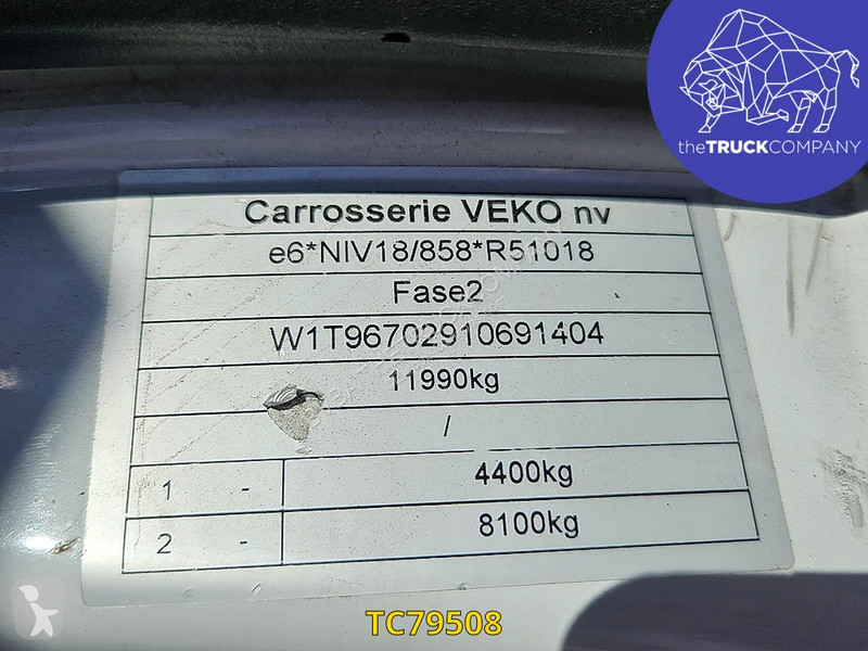 Camión Mercedes 1221