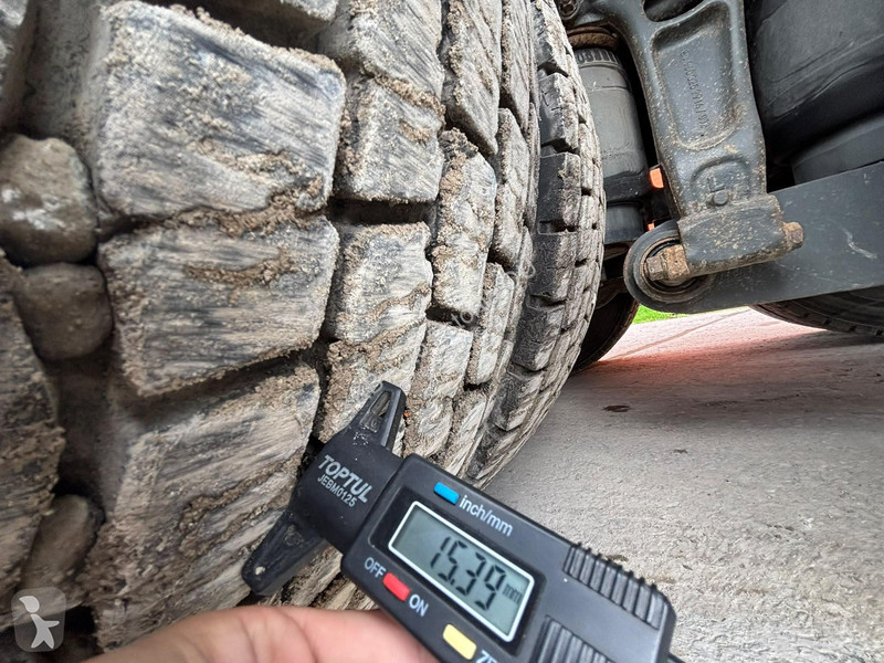 Mercedes 3258 8x4 RETARDER / BOX L=5542 mm truck