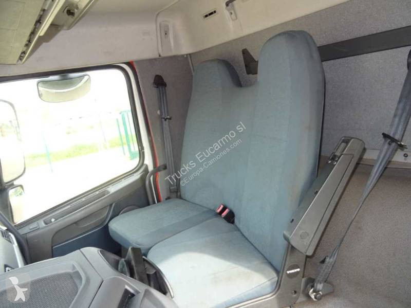 Camión Volvo 370