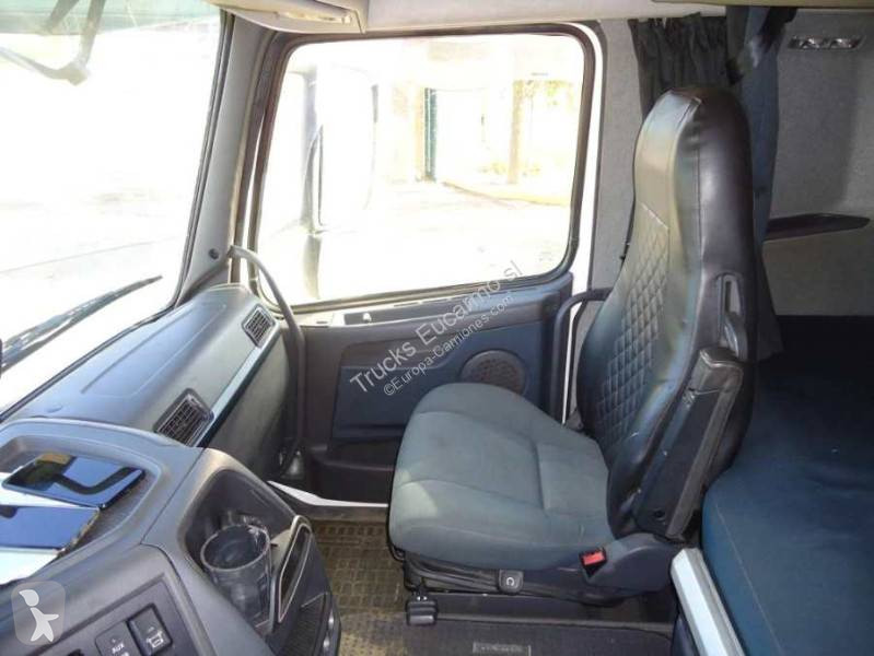Camión Volvo 540