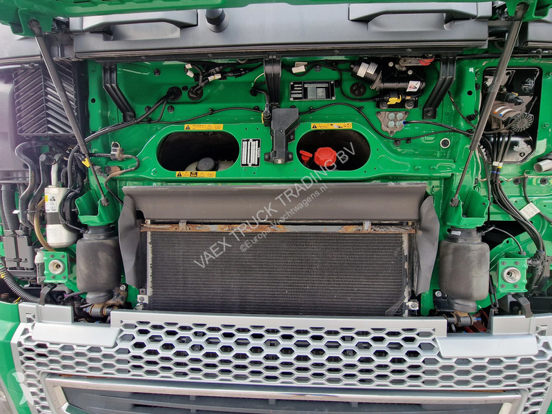 Camión Volvo 16750 6x2*4 - Low roof - 4.60 WB -...