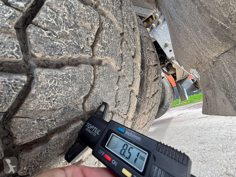 Camión Volvo 540 6x4 RETARDER / TANDEM AXLE...