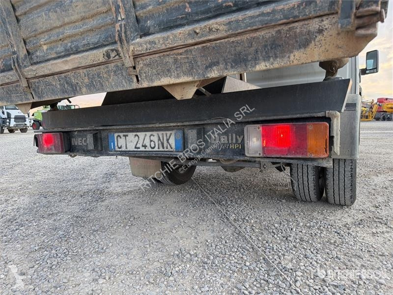 Грузовик Iveco 35A Dump Truck