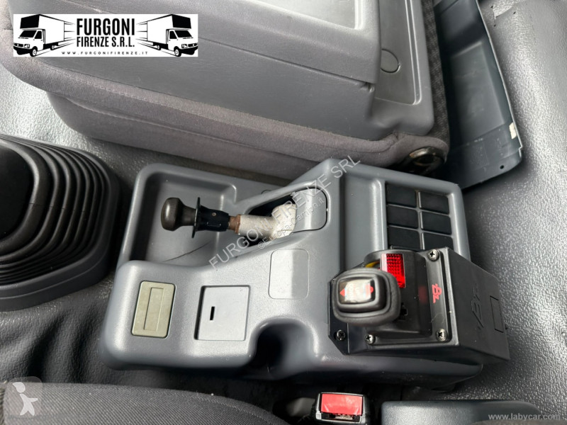 Camião Isuzu ISUZU FSR 34 TAEN-12/MIDI Altri...