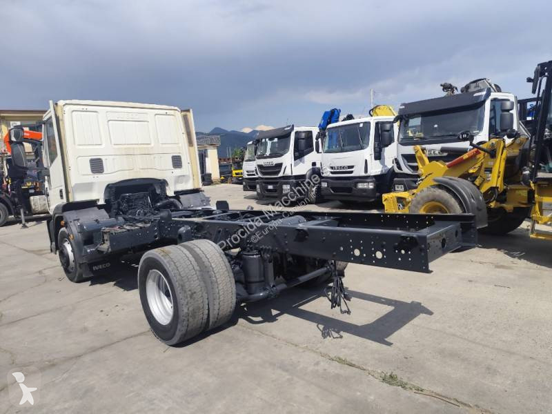Camion Iveco 150 E 22