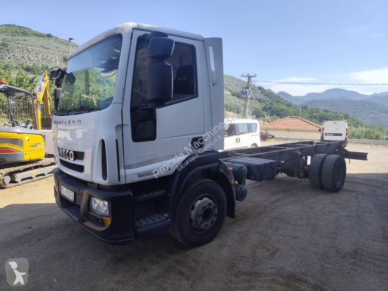 Camion Iveco 150 E 22