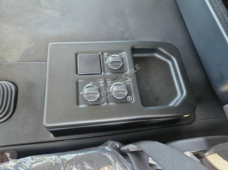 Camião Iveco 44.38 HD9