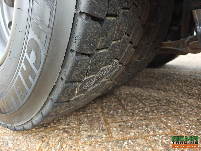 Camion Volvo 460 6x4 GlobeTrotter Euro6C - 10T...