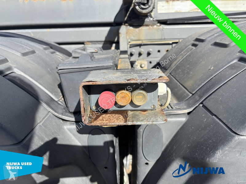 Camião Volvo 500 8x4 Naafreductie + Kabelsysteem