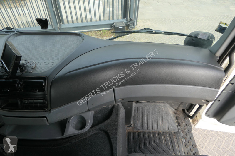 Camion Mercedes 3241