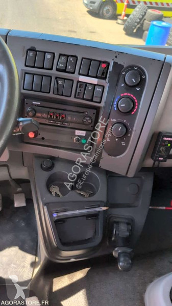 Camion Renault MIDLUM