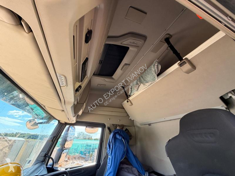 Iveco 570 truck