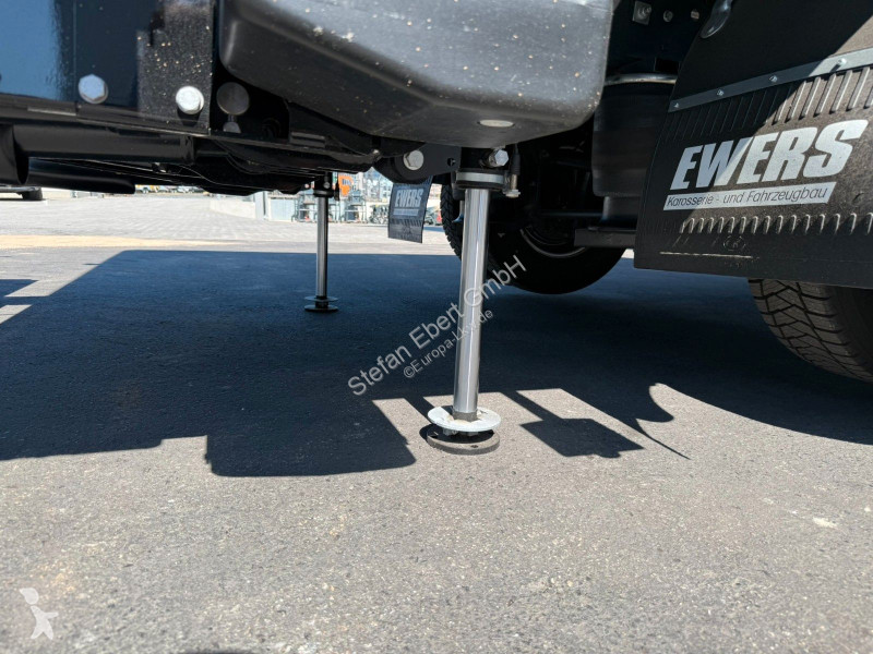 Kamion Iveco 70C21HA8/P Ewers Getränkekoffer