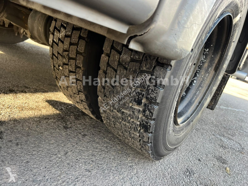 Teherautó Mercedes 1222 BL...