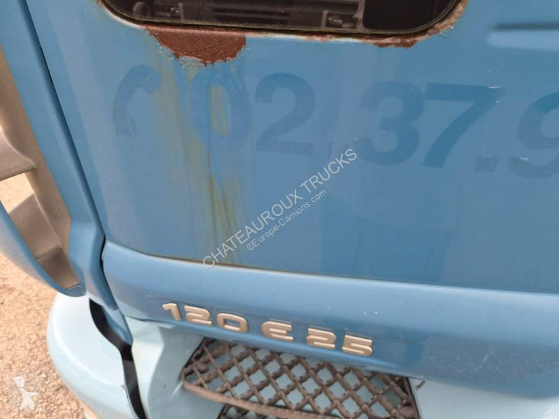 Iveco 120 E 25 FP tector truck