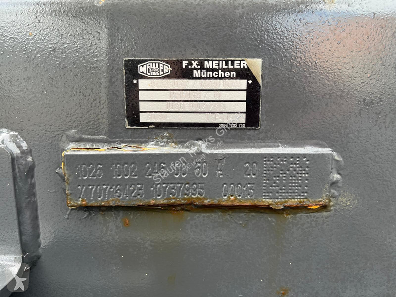 Renault C480 8X4 MEILLER STAHL 3-S.-Kipper...