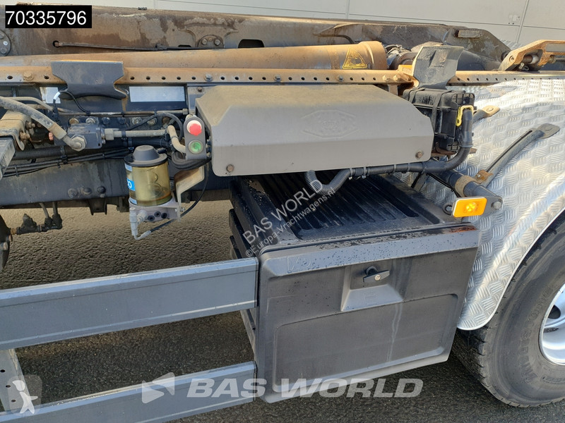 Volvo 460 6X2 Meiller RS26 67K Lift+steering...