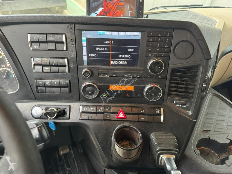 Teherautó Mercedes 3553 8X2 EURO 6 + HYVA...