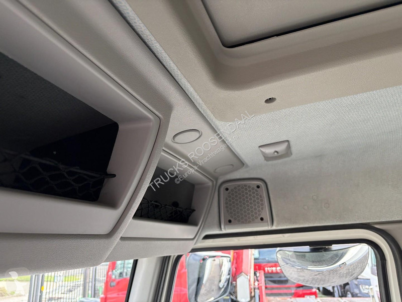 Kamion Volvo 250 + 12t + 6cyl + BOX 7.28 + EURO...