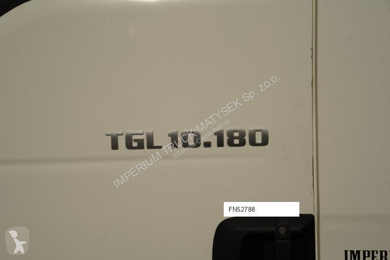 Kamion MAN TGL 10.180 / 4x2 / CHŁODNIA - 6,1 M...