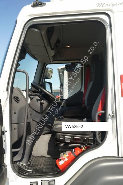Kamion Renault / D 280 / CHŁODNIA - 6,7 M /...