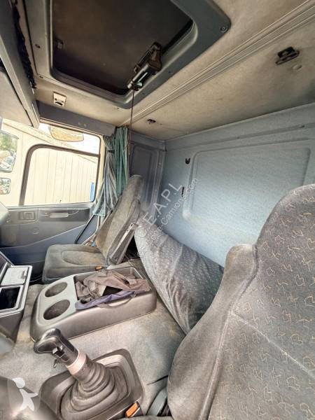 DAF 340 truck