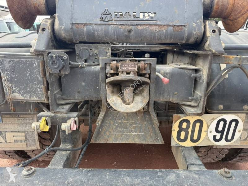 DAF 410 truck