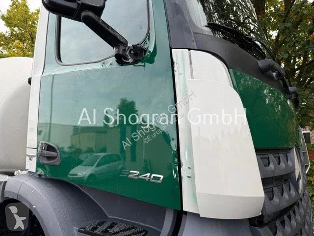 Бетоновоз Mercedes 3240 8x4/Betonmischer 8...